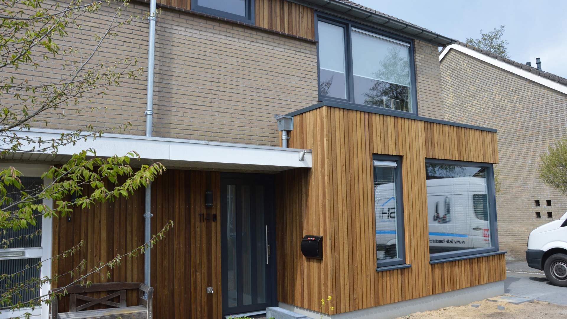 uitbreiding woning aan voor- en achterzijde in Raalte - Nonon Architectuur